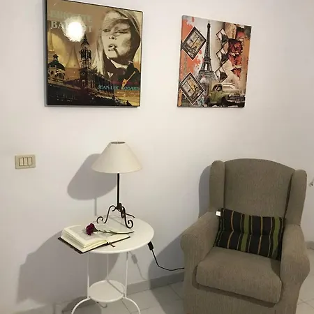 Apartment Welcoming With Mountain View